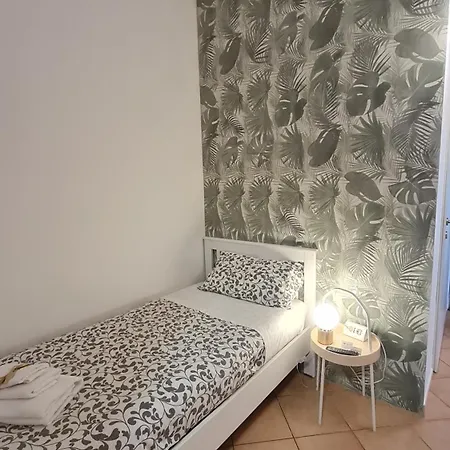 Verdeoliva Nocleg ze śniadaniem 2*