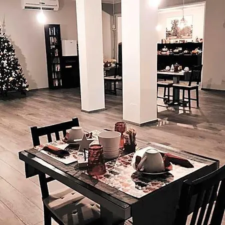 Verdeoliva Oda ve Kahvaltı 4*